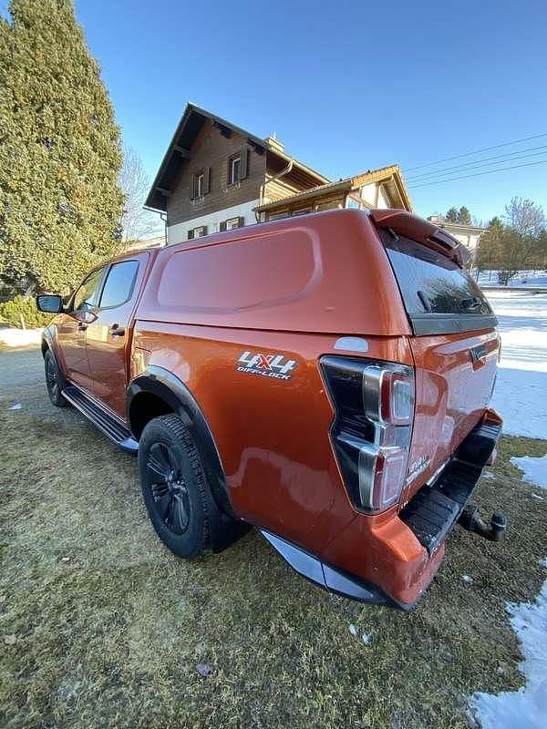 Gebraucht Isuzu D-Max 163 PS (119 kW) 2023 Orange Abholung
