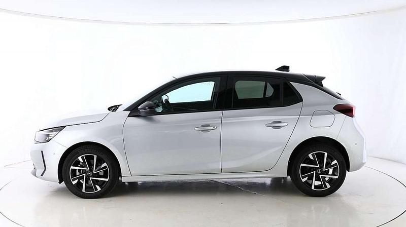 Gebraucht Opel Corsa 101 PS (74 kW) 2024 Kristall silber metallik Limousine