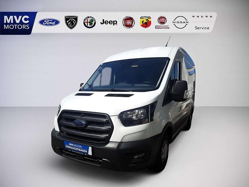 Gebraucht Ford Transit Trend 105 PS (77 kW) 2024 Weiß Van