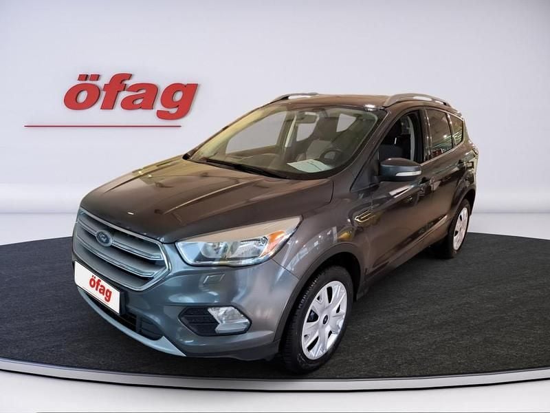 Gebraucht Ford Kuga Trend 120 PS (88 kW) 2017 Grau SUV