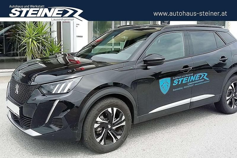 Schwarz Gebraucht 2023 Peugeot e-2008 GT SUV | € 26.390 (Teuer) - Bild 1/4