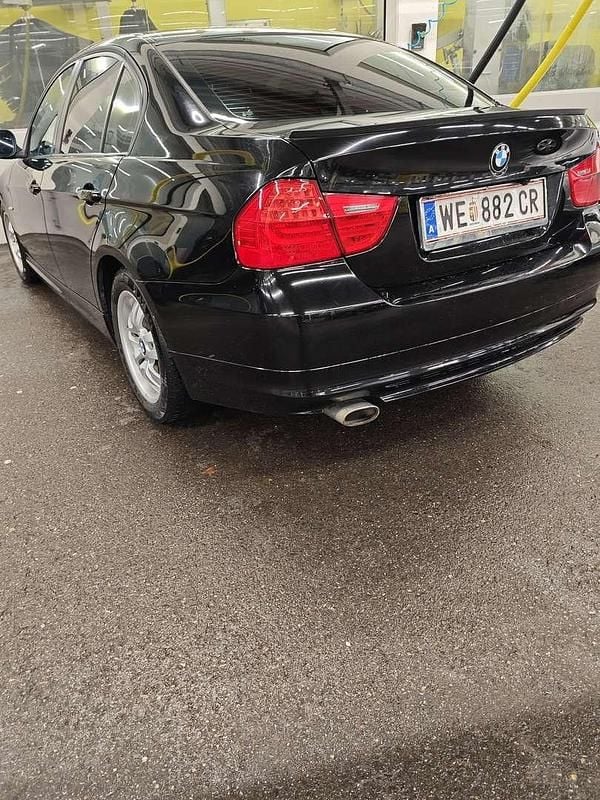 Gebraucht BMW 318 143 PS (105 kW) 2008 Limousine