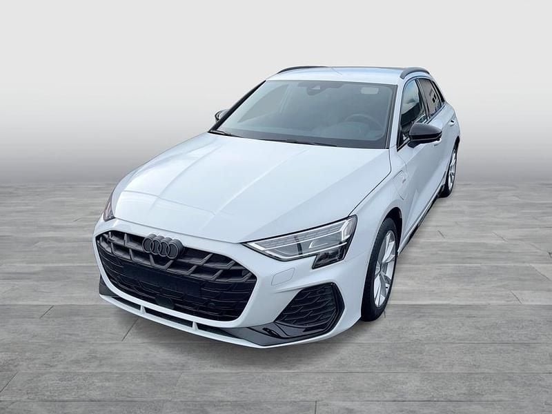 Gebraucht Audi A3 S-Line 272 PS (200 kW) 2025 Weiss  metallic