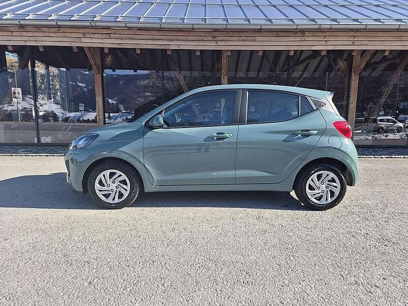 Neu Hyundai i10 63 PS (46 kW) 2025 Grün Kleinwagen