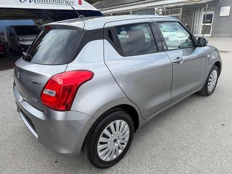 Gebraucht Suzuki Swift 83 PS (61 kW) 2021 Grau Kleinwagen