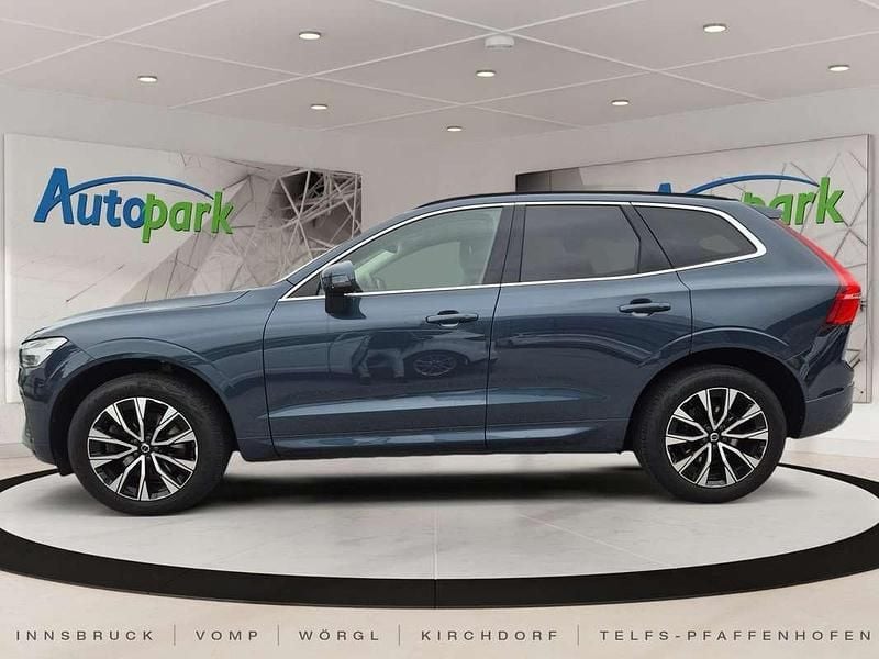Gebraucht Volvo XC60 Core 197 PS (144 kW) 2023 Blau SUV