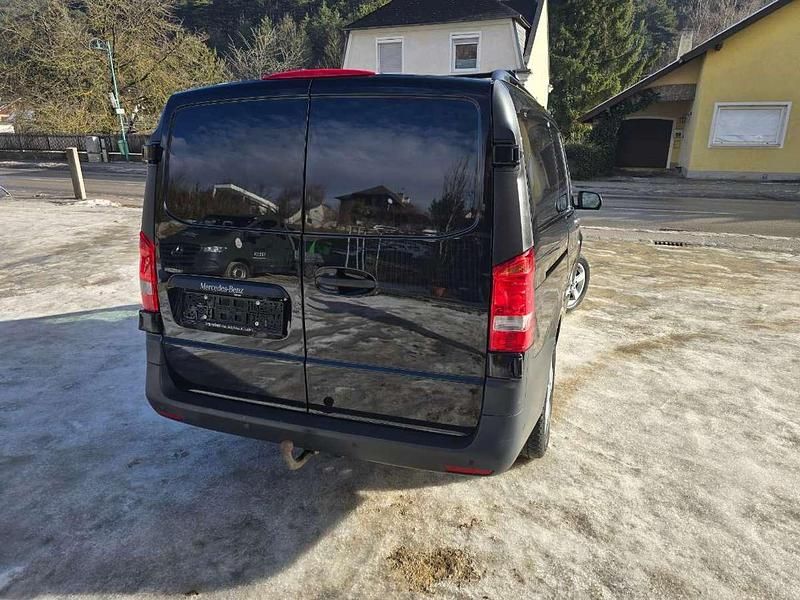 Gebraucht Mercedes Vito 136 PS (100 kW) 2021 Schwarz Van