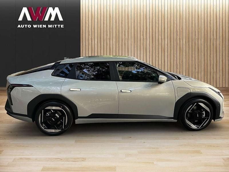 Gebraucht Kia EV4 Plus 150 kW (204 PS) 2025 Silber Kleinwagen
