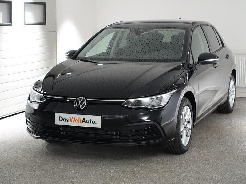 Gebraucht VW Golf VIII Life 115 PS (84 kW) 2024 Schwarz  metallicperleffektno Limousine