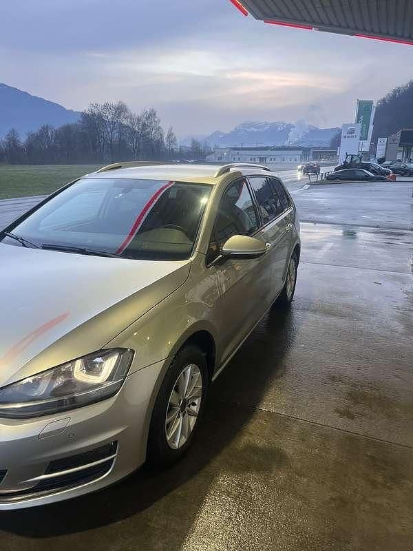 Gebraucht VW Golf VII Comfortline 105 PS (77 kW) 2014 Kombi