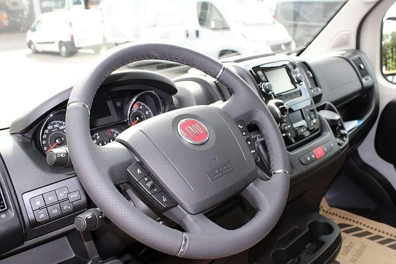 Gebraucht Fiat Ducato 178 PS (130 kW) 2020 Schwarz Van