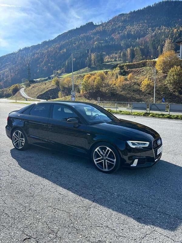 Gebraucht Audi A3 Sport 184 PS (135 kW) 2019 Limousine