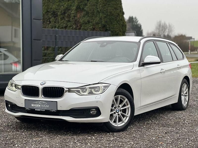 Weiß Gebraucht 2019 BMW 320 Advantage Kombi | € 19.490 (Superpreis) - Bild 1/4