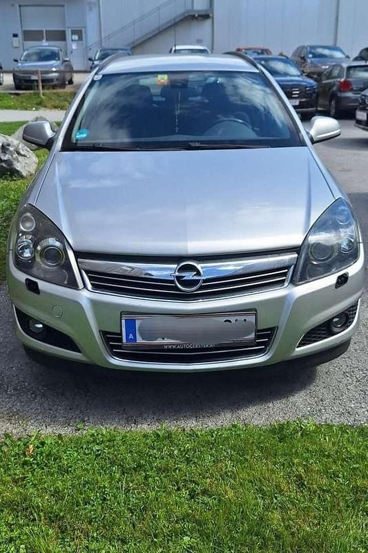 Gebraucht Opel Astra Style 110 PS (80 kW) 2009 Kombi