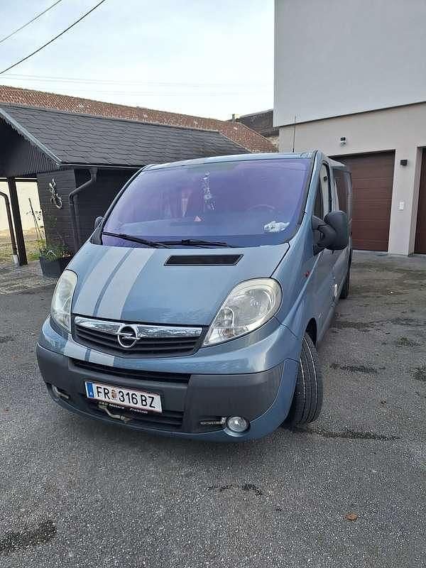 Gebraucht Opel Vivaro 114 PS (83 kW) 2008 Van / Kleinbus