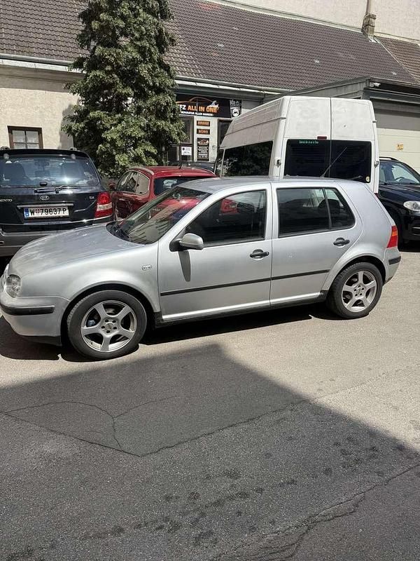 Gebraucht VW Golf IV 68 PS (50 kW) 2003 Limousine