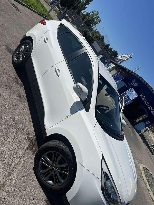 Gebraucht Hyundai ix35 Premium 116 PS (85 kW) 2015 SUV