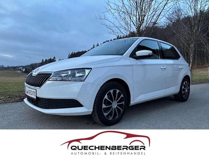 Weiß Gebraucht 2022 Skoda Fabia Limousine | € 11.990 (Fairer Preis) - Bild 1/4