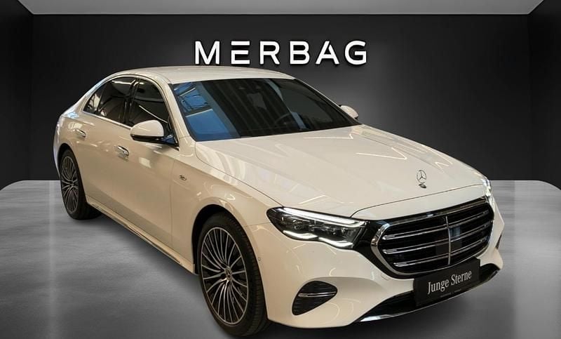 Gebraucht Mercedes E300 197 PS (144 kW) 2025 Polarweiß Limousine