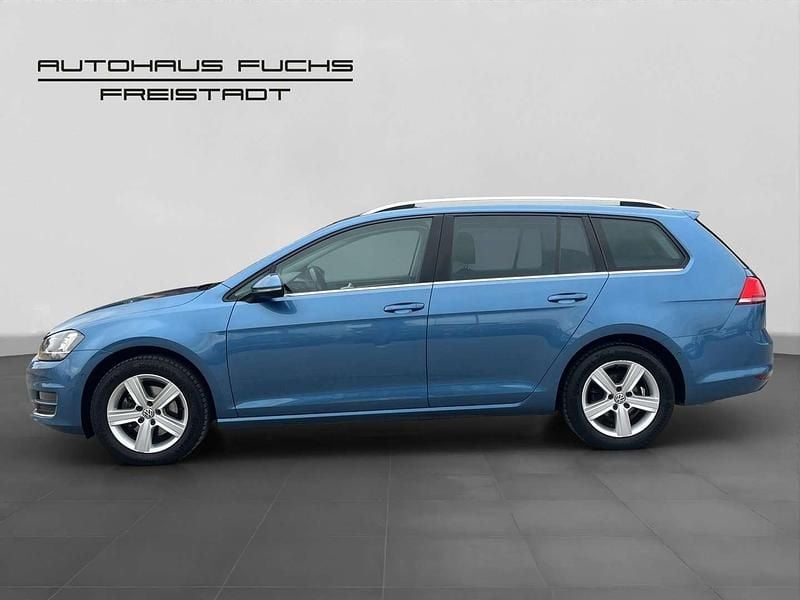 Gebraucht VW Golf VII Highline 150 PS (110 kW) 2016 Hellblau  metallic Kombi