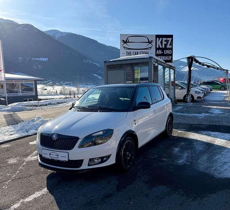 Weiß Gebraucht 2013 Skoda Fabia Ambition Kleinwagen | € 6.500 (Fairer Preis) - Bild 1/4