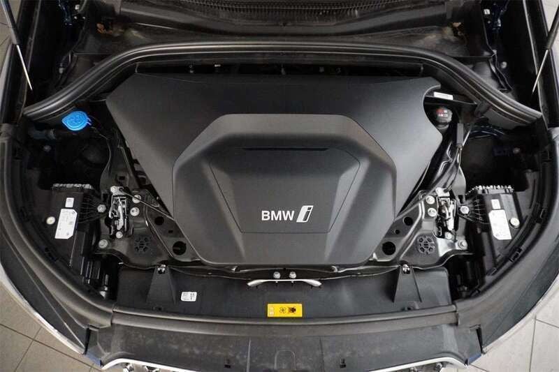 Gebraucht BMW iX1 xLine 200 kW (272 PS) 2023 Phytonicblau SUV