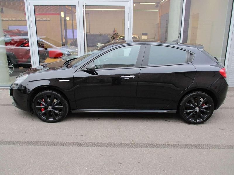 Gebraucht Alfa Romeo Giulietta Super 170 PS (125 kW) 2018 Schwarz Kleinwagen