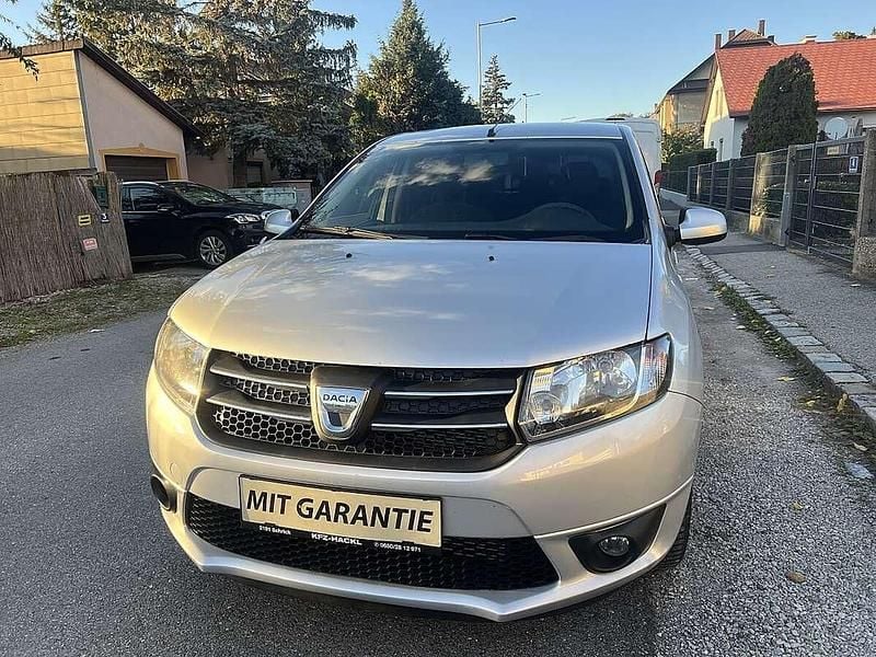 Gebraucht Dacia Sandero 75 PS (55 kW) 2016 Silber Limousine