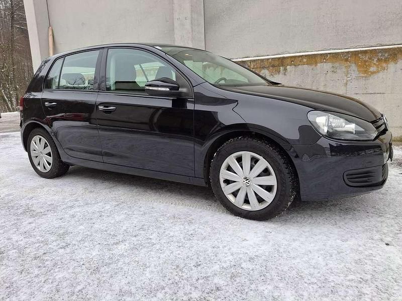 Schwarz Gebraucht 2009 VW Golf Trendline Limousine | € 4.500 (Fairer Preis) - Bild 1/4