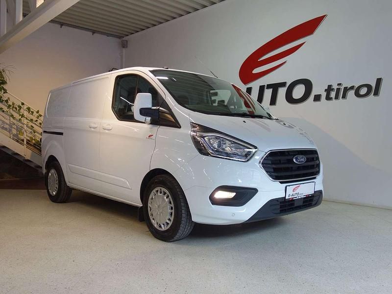 Weiß Gebraucht 2019 Ford Transit Custom Van | € 30.000 (Teuer) - Bild 1/4
