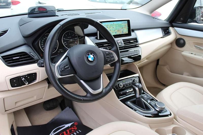 Gebraucht BMW 220 Gran Tourer 190 PS (139 kW) 2016 Blau Van / Kleinbus