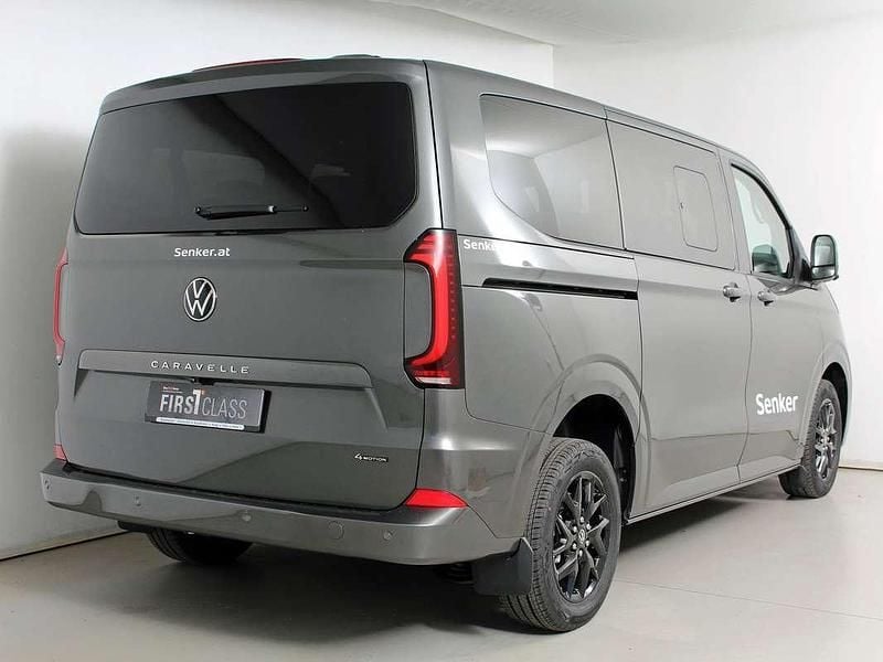 Gebraucht VW T7 Style 170 PS (125 kW) 2025 Grau Van