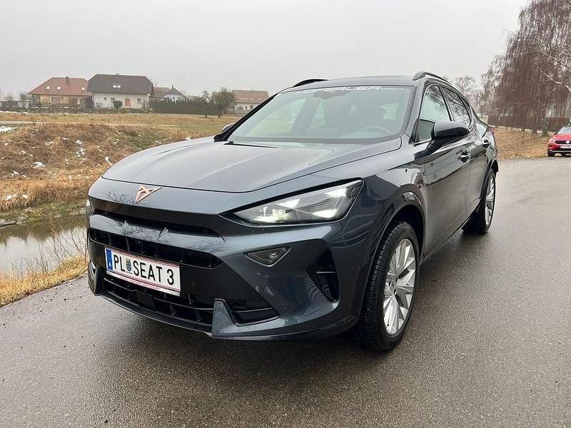 Dunkelgrau metallicperleffekt Neu 2026 Cupra Formentor SUV | € 38.900 (Fairer Preis) - Bild 1/4