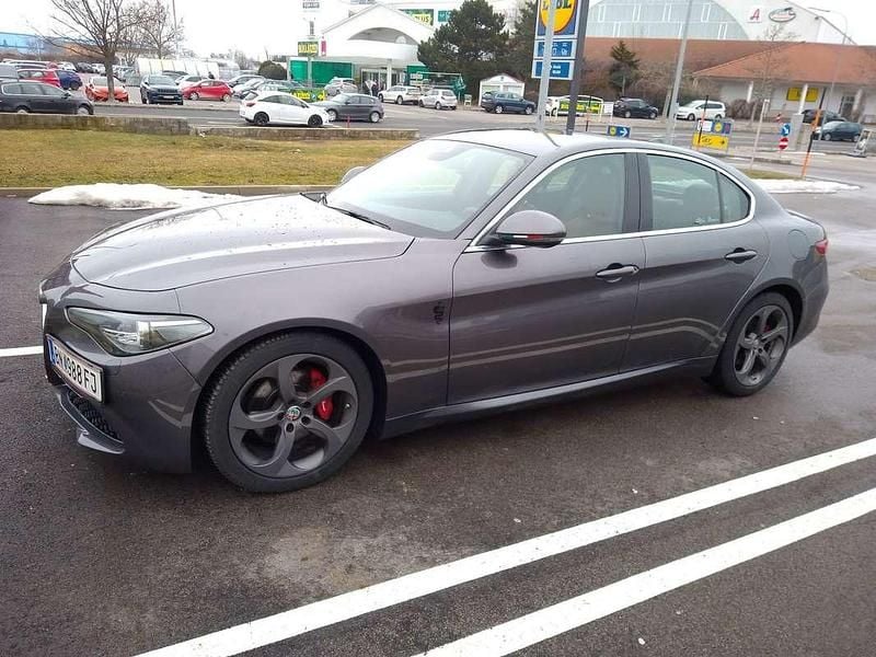 Gebraucht Alfa Romeo Giulia Super 179 PS (131 kW) 2016 Limousine