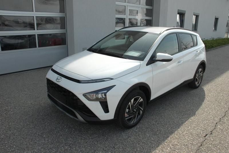 Atlas white Gebraucht 2023 Hyundai Bayon SUV | € 18.990 (Etwas zu teuer) - Bild 1/4