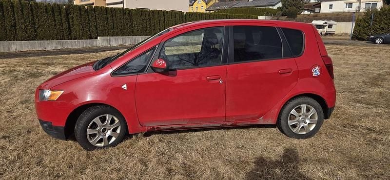 Gebraucht Mitsubishi Colt Motion 75 PS (55 kW) 2012 Kleinwagen