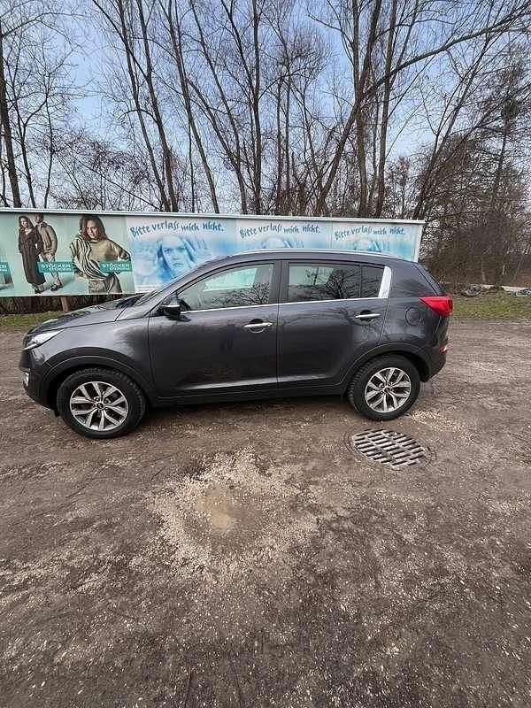 Gebraucht Kia Sportage 136 PS (100 kW) 2015 Grau SUV