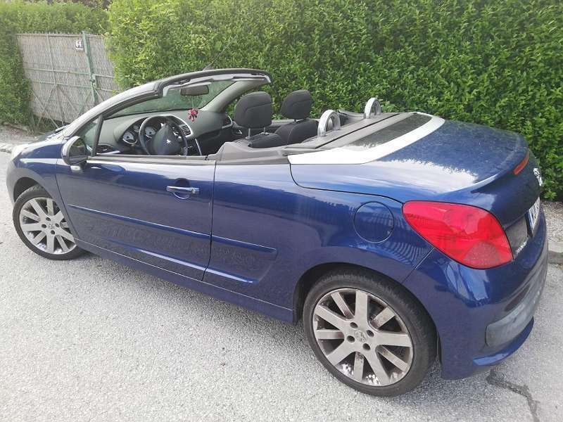 Verkauft Peugeot 207 CC ACT 1.6THP Cab., gebraucht 2008, 87.800 km in Hamerlinggasse