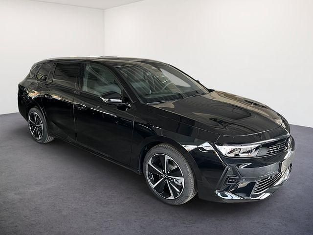 Neu Opel Astra 131 PS (96 kW) 2025 Schwarz sonderlackierung Kombi