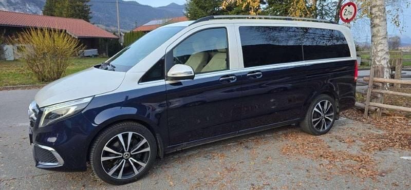 Gebraucht Mercedes V300 Exclusive 237 PS (174 kW) 2020 Blau Van / Kleinbus