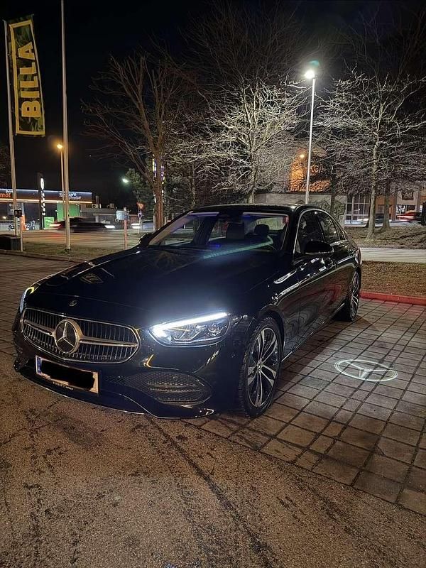 Gebraucht Mercedes C220 200 PS (147 kW) 2021 Limousine