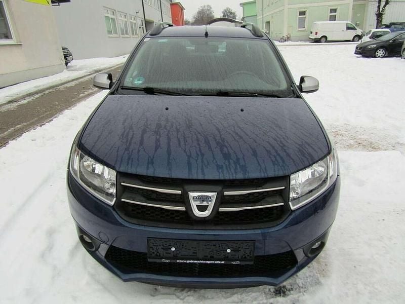 Gebraucht Dacia Logan Celebration 90 PS (66 kW) 2015 Blau Kombi