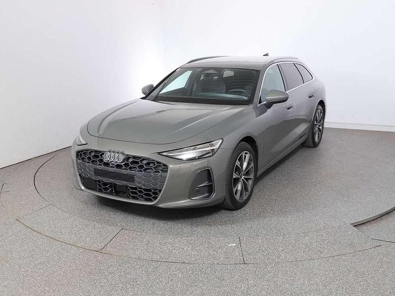 Gebraucht Audi A6 204 PS (150 kW) 2025 Grau Kombi