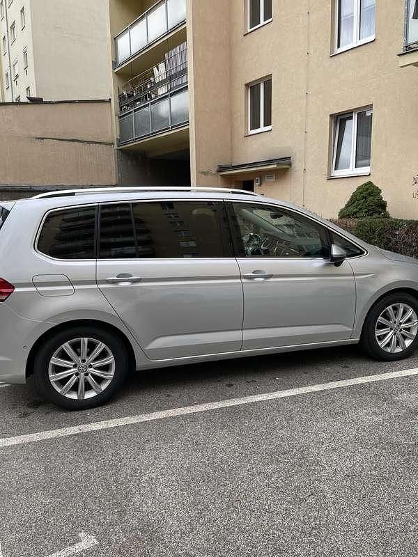 Gebraucht VW Touran Highline 150 PS (110 kW) 2015 Van / Kleinbus