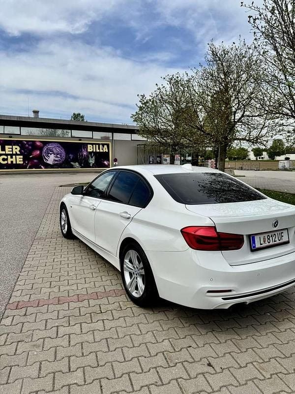 Gebraucht BMW 320 Sport Line 184 PS (135 kW) 2016 Limousine
