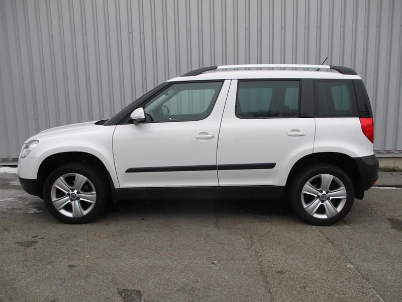 Gebraucht Skoda Yeti Elegance 105 PS (77 kW) 2013 Weiß SUV