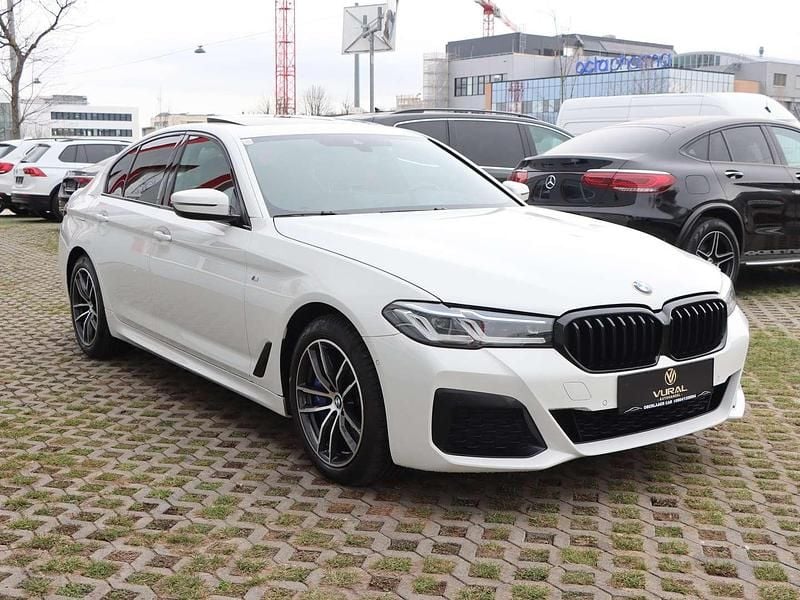 Gebraucht BMW 540 M Sport 340 PS (250 kW) 2021 Weiß Limousine