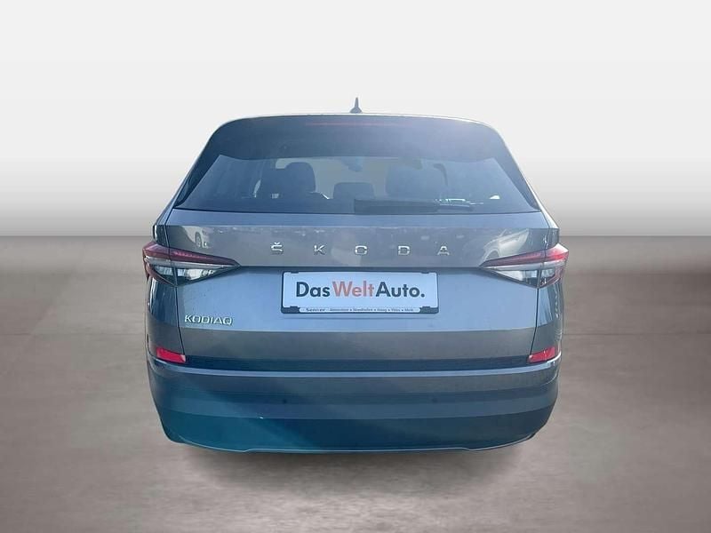 Gebraucht Skoda Kodiaq Ambition 150 PS (110 kW) 2022 Mittelgrau  metallic SUV