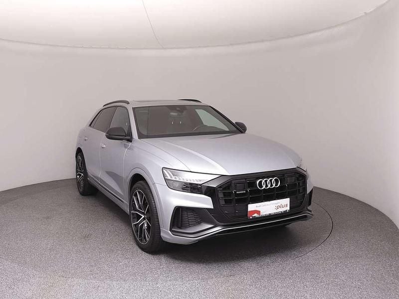 Gebraucht Audi Q8 Ambiente 286 PS (210 kW) 2019 Silber SUV
