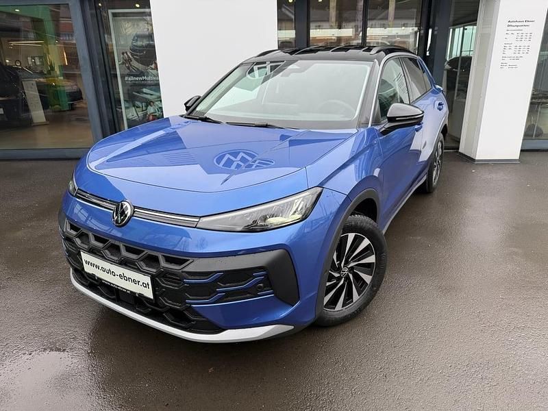 Neu VW T-Roc Life 115 PS (84 kW) 2026 Mittelblau  metallic SUV
